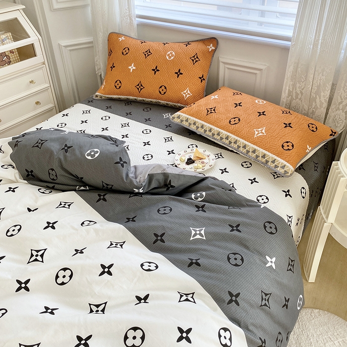 91家纺网 家纺一手货源 找家纺 羽爱家纺 2025新款A类全棉印花水洗床盖三件套系列 伊丽莎白