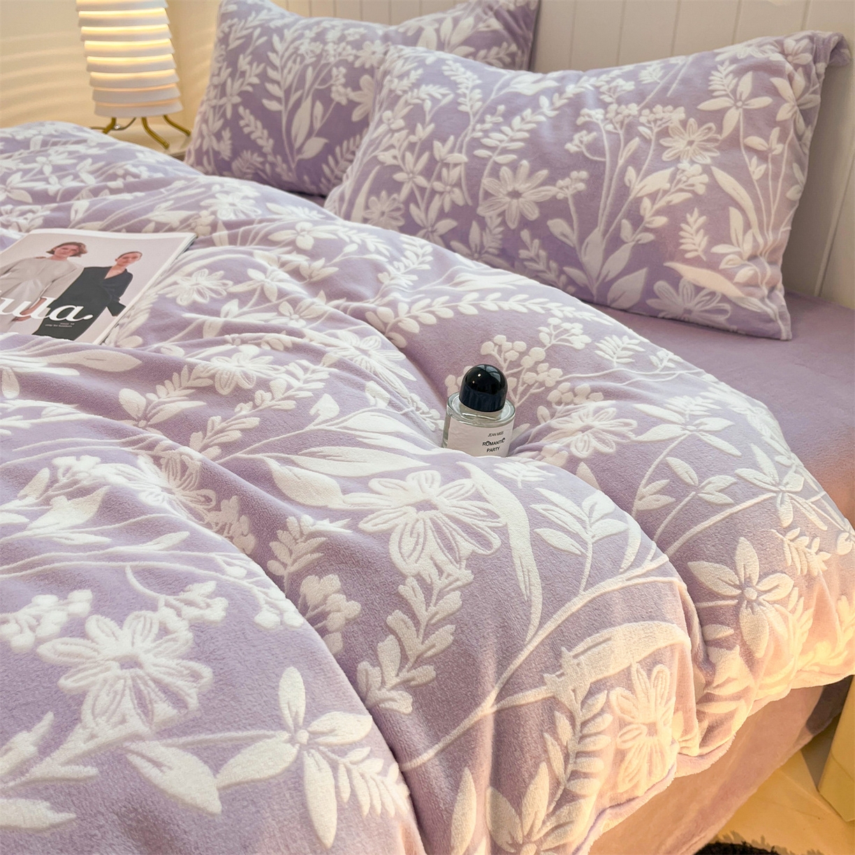 91家纺网 家纺一手货源 找家纺 （总）女子家纺 2025新款牛奶绒雕花四件套