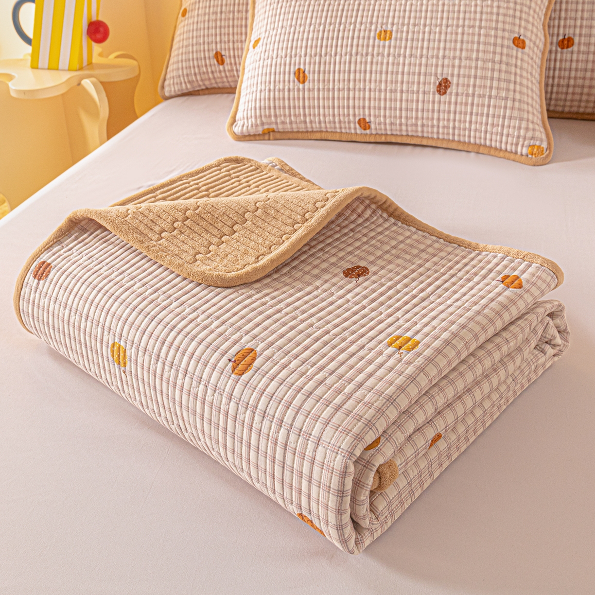 91家纺网 家纺一手货源 找家纺 （总）恒尚居 2026新款纯棉牛奶绒床盖双面两用夹棉床单床垫-秋冬款 四季通用