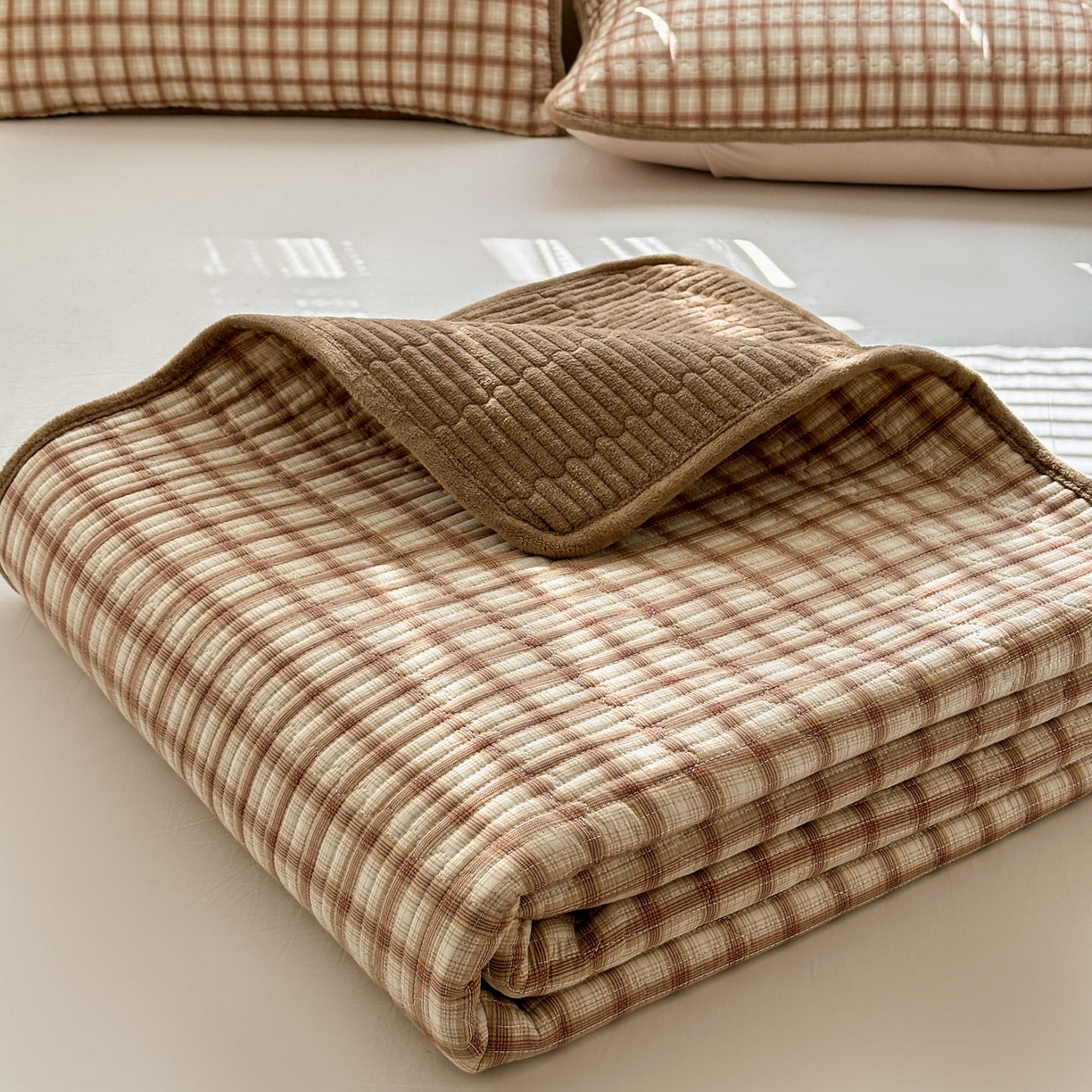 恒尚居 2026新款纯棉牛奶绒床盖双面两用夹棉床单床垫-秋冬款 四季通用 咖啡格【A纯棉-B牛奶绒】