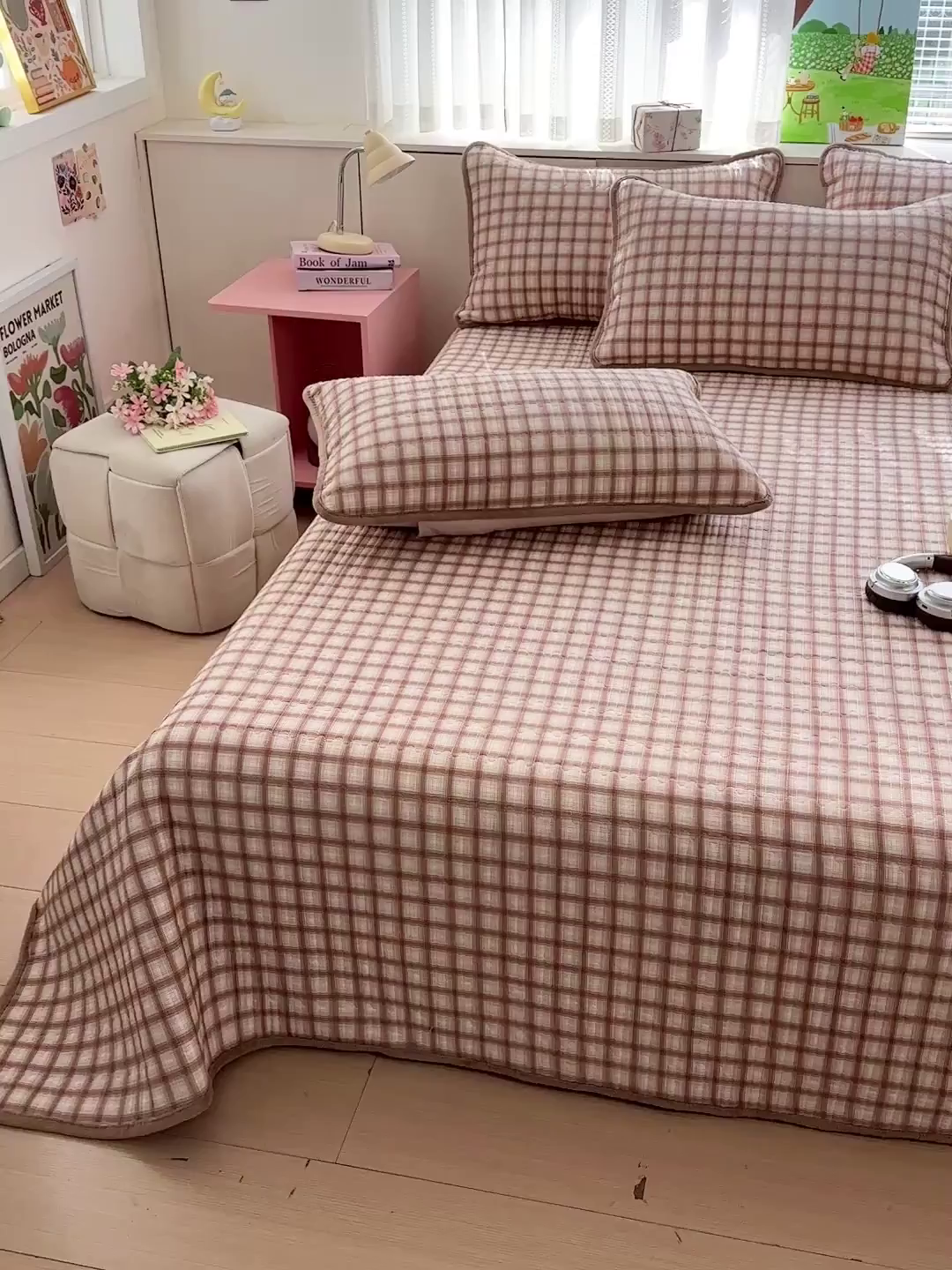 91家纺网 家纺一手货源 找家纺 恒尚居 2026新款纯棉牛奶绒床盖双面两用夹棉床单床垫-秋冬款 四季通用 咖啡格【A纯棉-B牛奶绒】