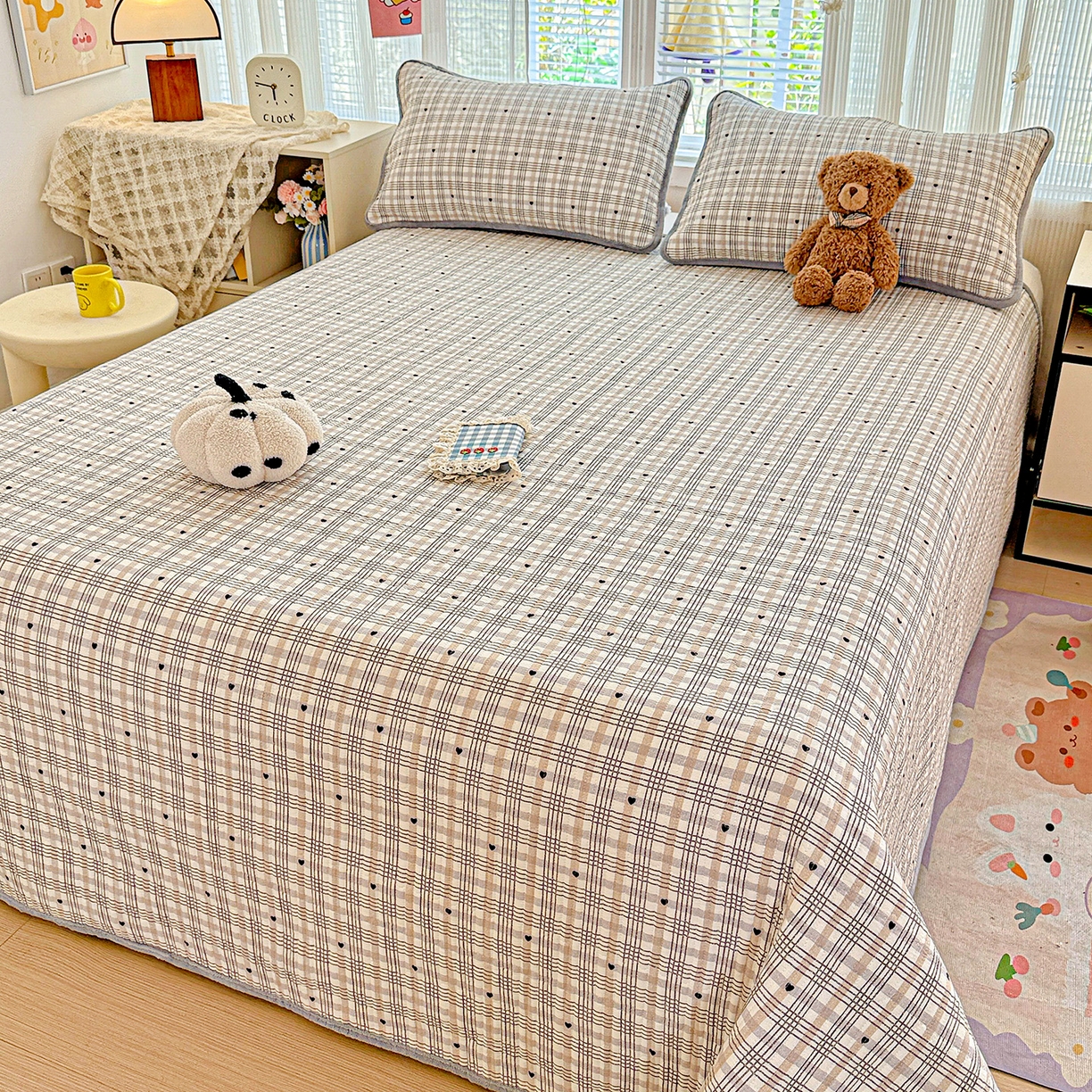 91家纺网 家纺一手货源 找家纺 恒尚居 2026新款纯棉牛奶绒床盖双面两用夹棉床单床垫-秋冬款 四季通用 简格调【A纯棉-B牛奶绒】