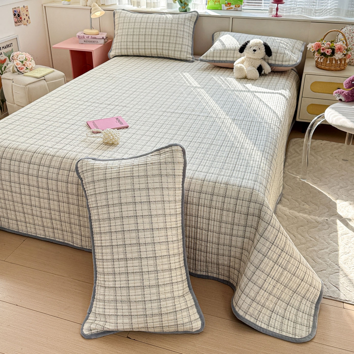 91家纺网 家纺一手货源 找家纺 恒尚居 2026新款纯棉牛奶绒床盖双面两用夹棉床单床垫-秋冬款 四季通用 简约格【A纯棉-B牛奶绒】