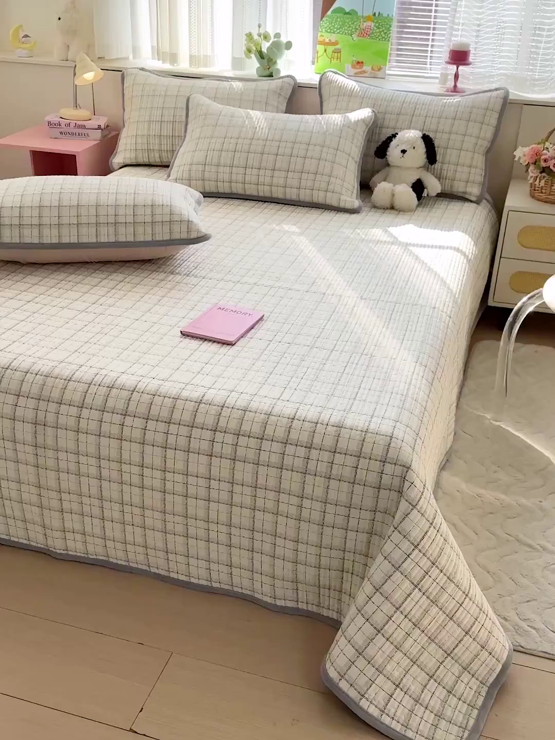 91家纺网 家纺一手货源 找家纺 恒尚居 2026新款纯棉牛奶绒床盖双面两用夹棉床单床垫-秋冬款 四季通用 简约格【A纯棉-B牛奶绒】