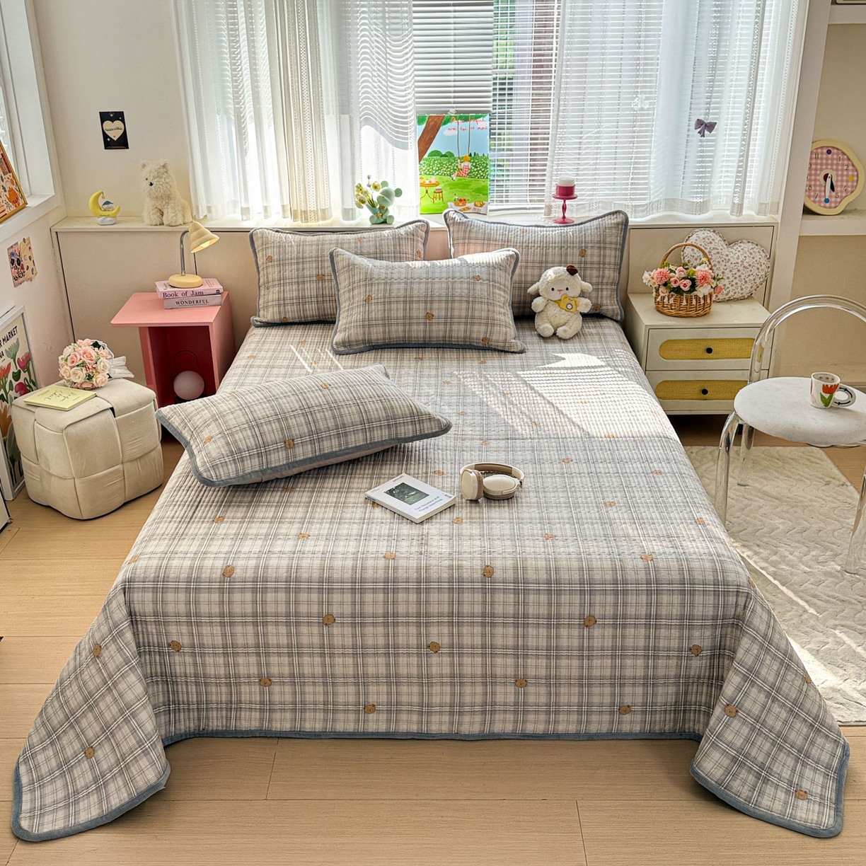 91家纺网 家纺一手货源 找家纺 恒尚居 2026新款纯棉牛奶绒床盖双面两用夹棉床单床垫-秋冬款 四季通用 米熊格【A纯棉-B牛奶绒】