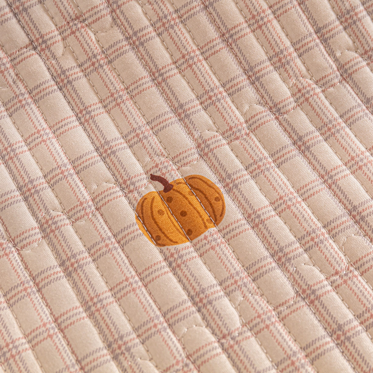 91家纺网 家纺一手货源 找家纺 恒尚居 2026新款纯棉牛奶绒床盖双面两用夹棉床单床垫-秋冬款 四季通用 南瓜奇趣【A纯棉-B牛奶绒】