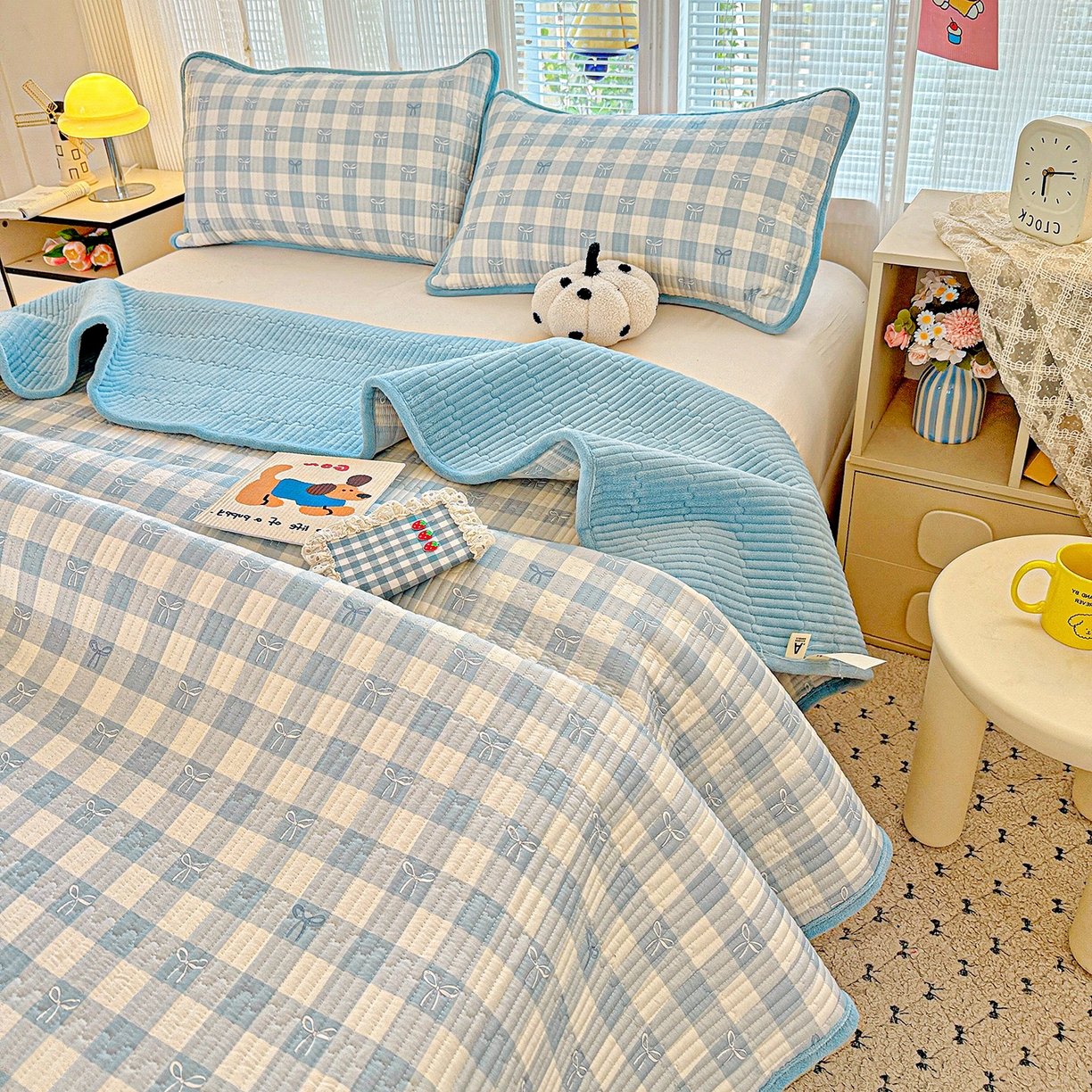 91家纺网 家纺一手货源 找家纺 恒尚居 2026新款纯棉牛奶绒床盖双面两用夹棉床单床垫-秋冬款 四季通用 青春兰【A纯棉-B牛奶绒】