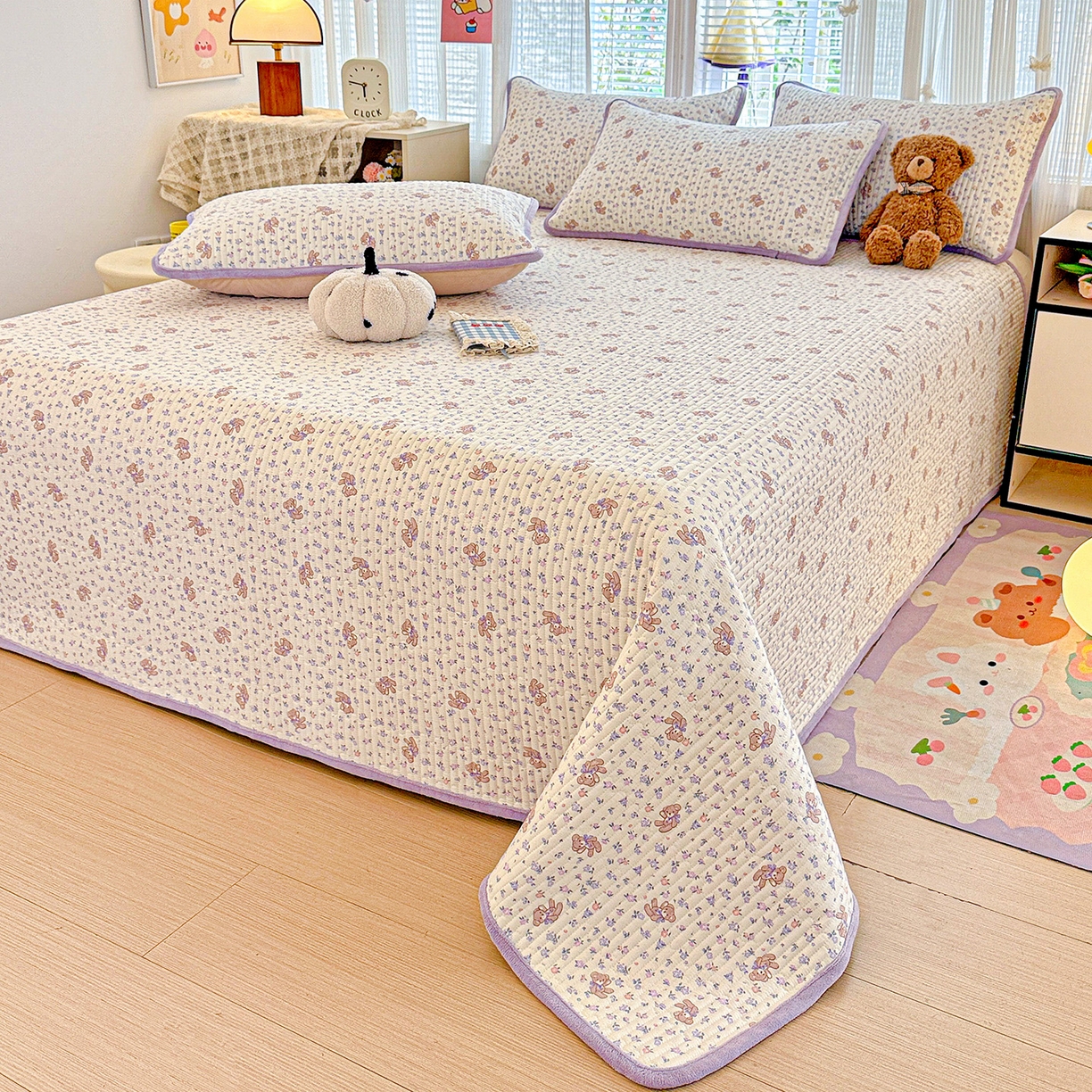 91家纺网 家纺一手货源 找家纺 恒尚居 2026新款纯棉牛奶绒床盖双面两用夹棉床单床垫-秋冬款 四季通用 清茶小熊【A纯棉-B牛奶绒】