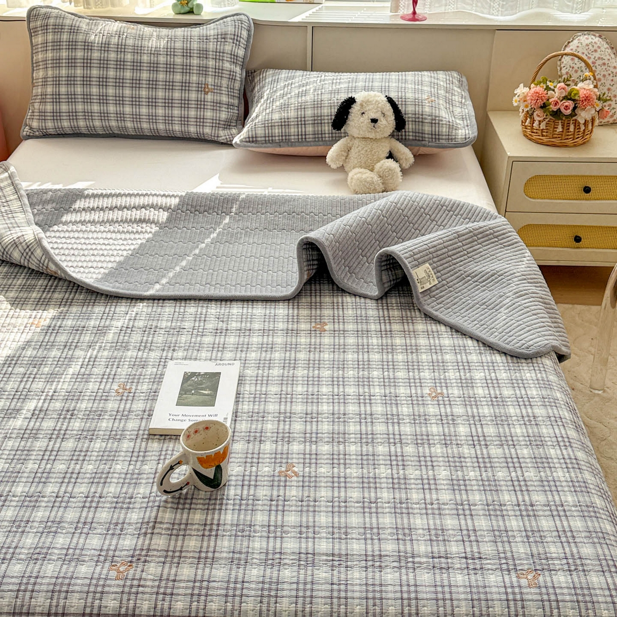 91家纺网 家纺一手货源 找家纺 恒尚居 2026新款纯棉牛奶绒床盖双面两用夹棉床单床垫-秋冬款 四季通用 淑女格-灰【A纯棉-B牛奶绒】