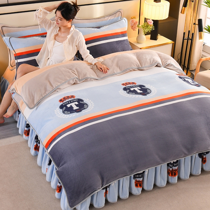 91家纺网 家纺一手货源 找家纺 橘姿 2025新款8-9斤床裙款牛奶绒四件套金貂绒法兰绒宝宝绒时尚潮流