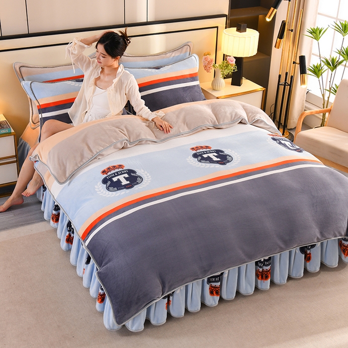 91家纺网 家纺一手货源 找家纺 橘姿 2025新款8-9斤床裙款牛奶绒四件套金貂绒法兰绒宝宝绒时尚潮流