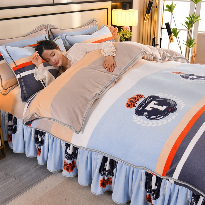 91家纺网 家纺一手货源 找家纺 橘姿 2025新款8-9斤床裙款牛奶绒四件套金貂绒法兰绒宝宝绒时尚潮流