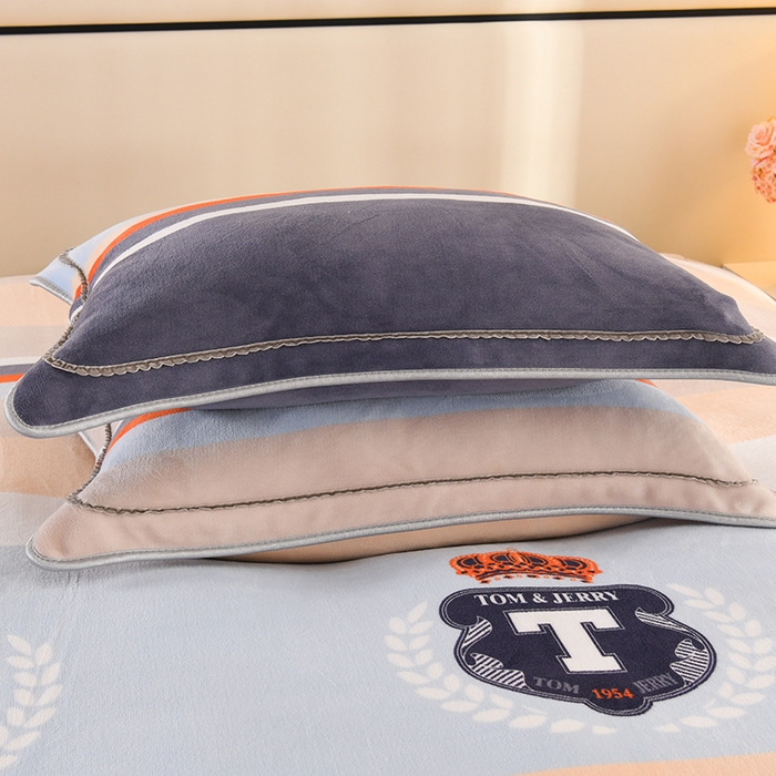 91家纺网 家纺一手货源 找家纺 橘姿 2025新款8-9斤床裙款牛奶绒四件套金貂绒法兰绒宝宝绒时尚潮流