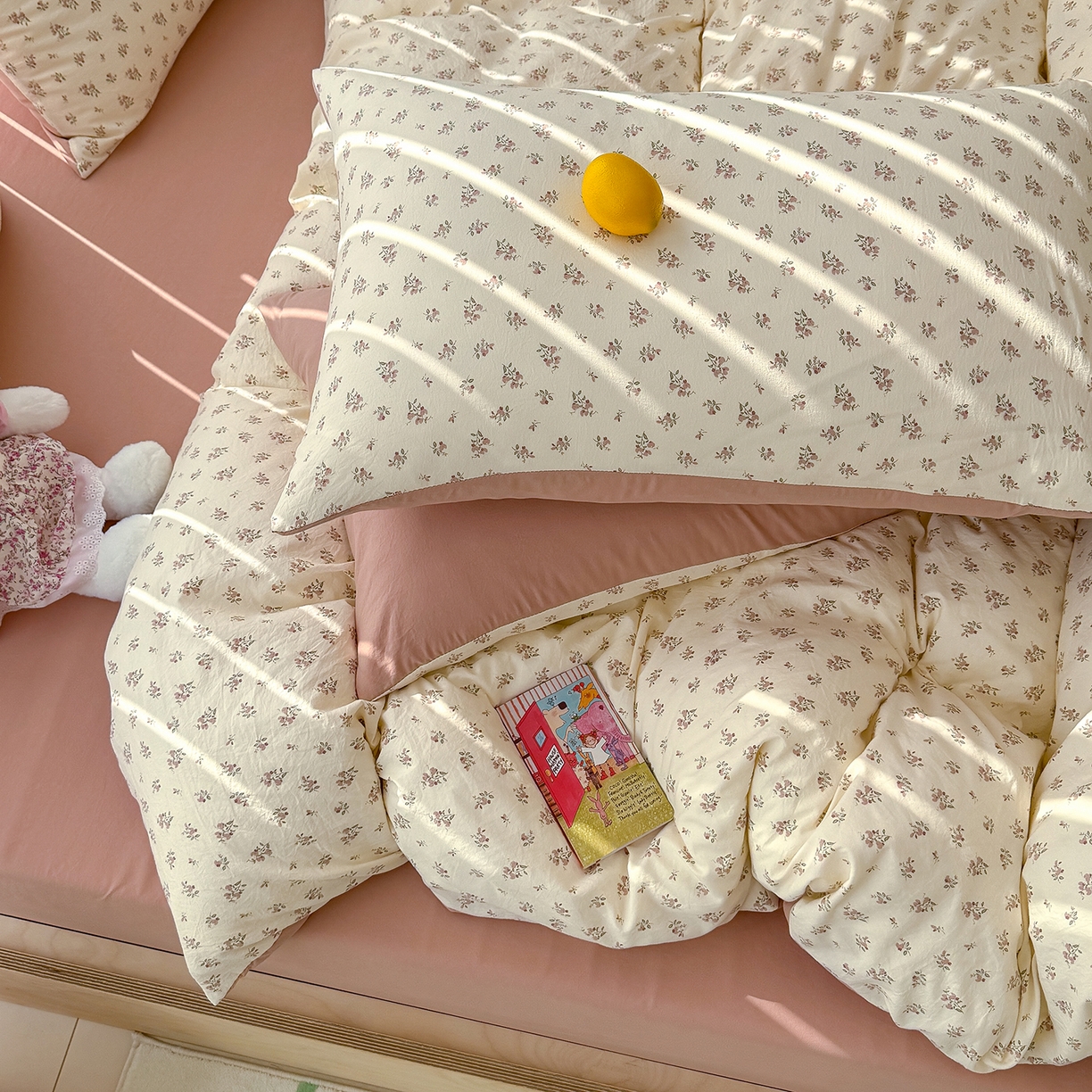 91家纺网 家纺一手货源 找家纺 竹合家纺 2026新款春款A类古法水洗仿棉云感棉小布袋四件套 靜听花开