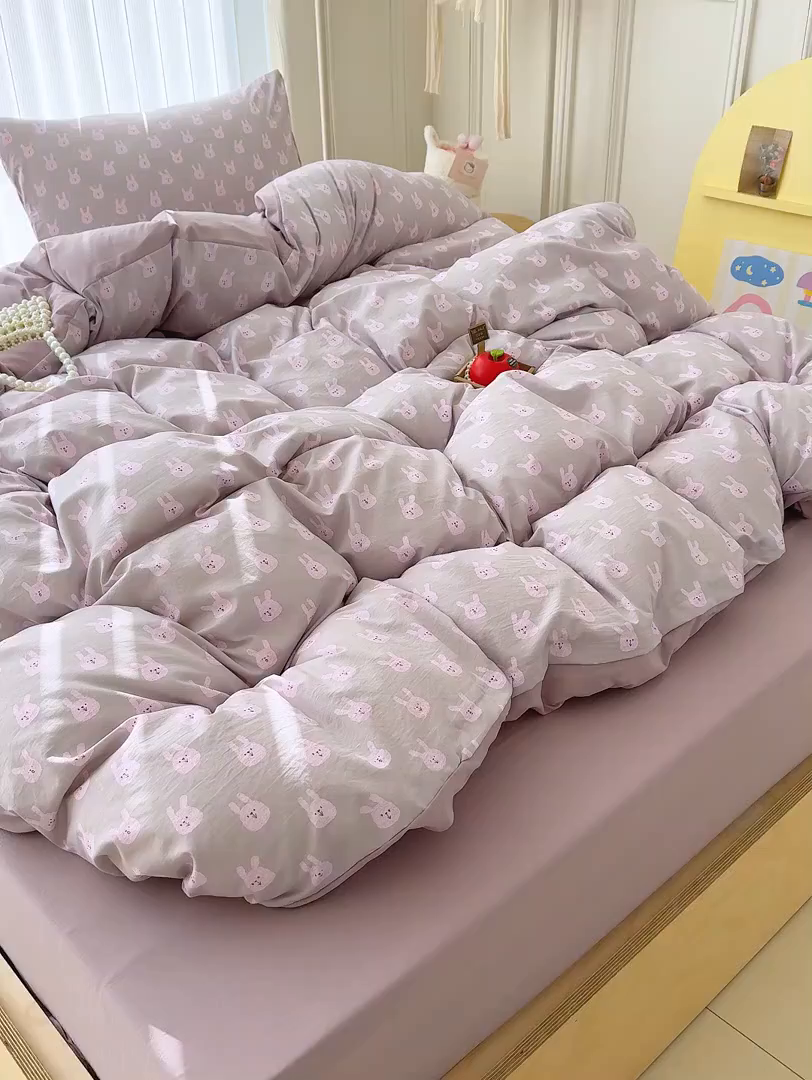 91家纺网 家纺一手货源 找家纺 竹合家纺 2026新款春款A类古法水洗仿棉云感棉小布袋四件套 吉米兔紫