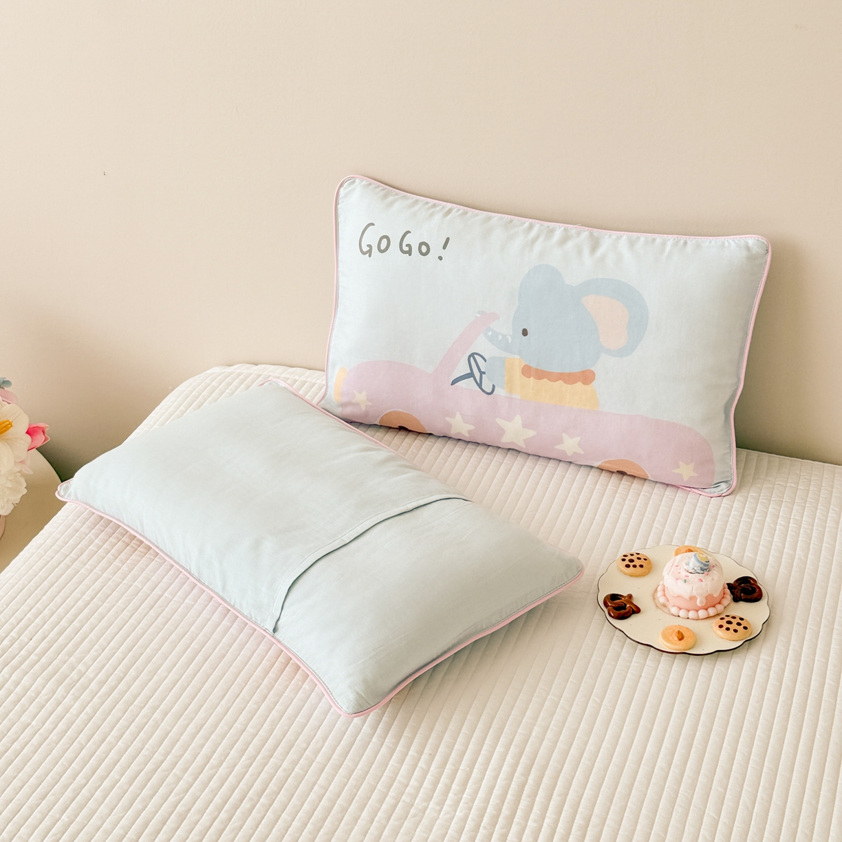91家纺网 家纺一手货源 找家纺 呗旺鹿 2025新款A类全棉双层纱单枕套儿童枕头套 汽车小象