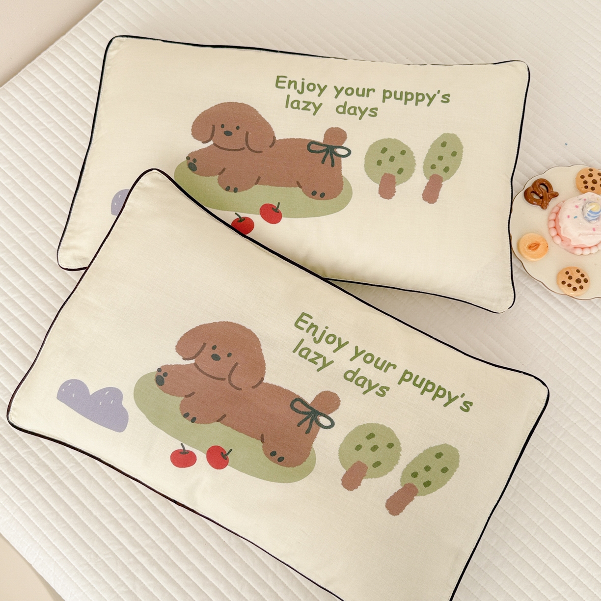 91家纺网 家纺一手货源 找家纺 呗旺鹿 2025新款A类全棉双层纱单枕套儿童枕头套 小狗的假期