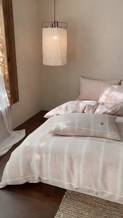 91家纺网 家纺一手货源 找家纺 （总）祺瑞佳家纺 2025新款侘寂风100%棉加厚磨毛四件套色织提花床单床笠（标准券后不得低于288元，大号券后不得低于308元）