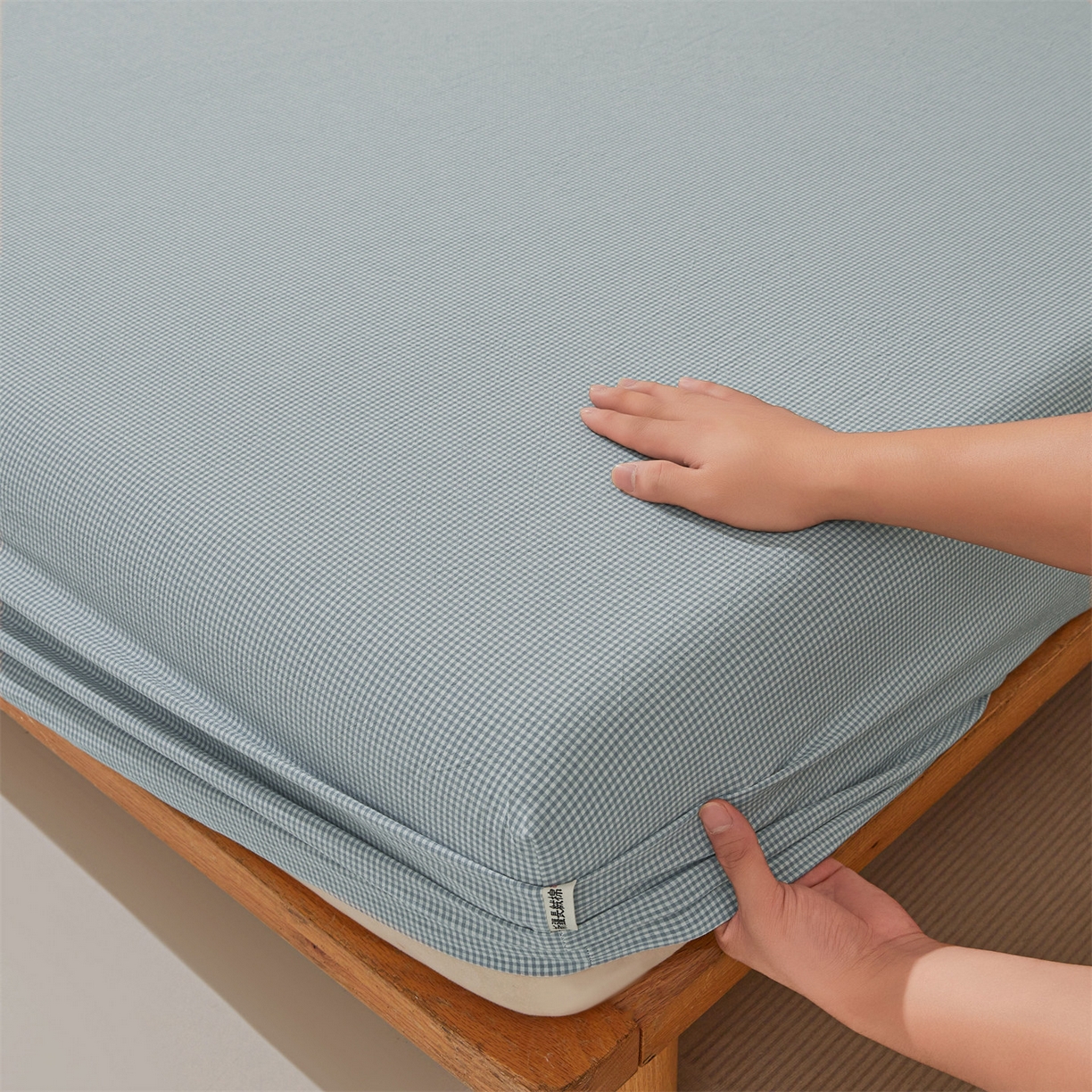 91家纺网 家纺一手货源 找家纺 优眠坊 2026新款全棉色织水洗纯色条格纯棉单层床笠床垫保护套 拾忆-条格蓝