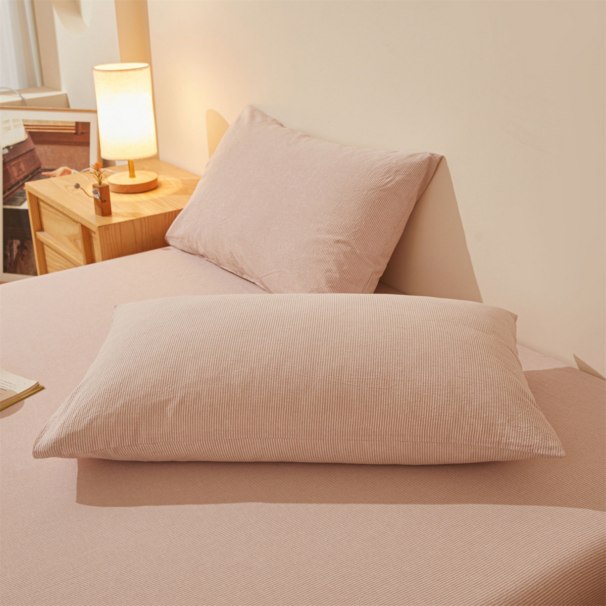 91家纺网 家纺一手货源 找家纺 优眠坊 2026新款全棉色织水洗纯色条格纯棉单层床笠床垫保护套 拾忆-条纹粉