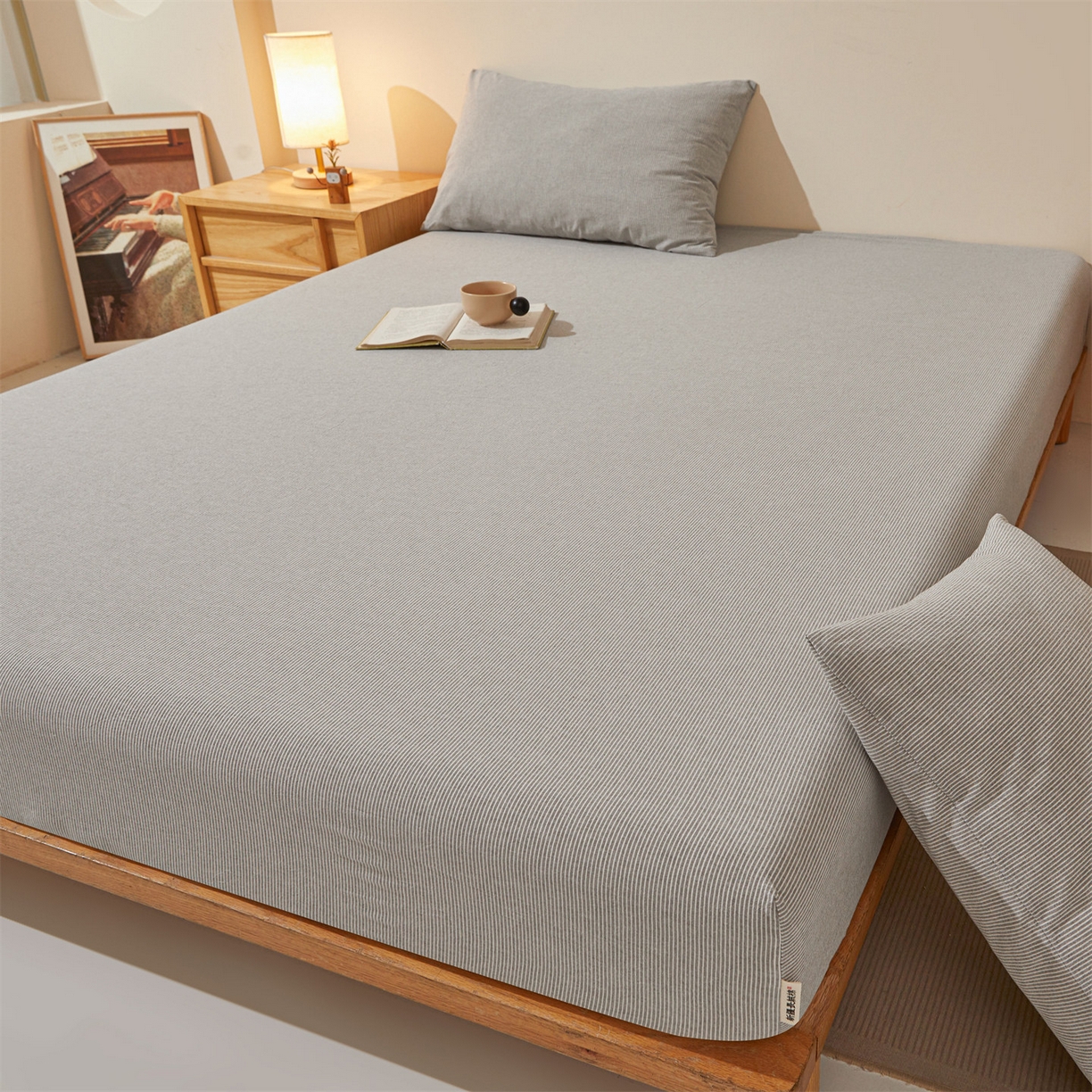 91家纺网 家纺一手货源 找家纺 优眠坊 2026新款全棉色织水洗纯色条格纯棉单层床笠床垫保护套 拾忆-条纹灰