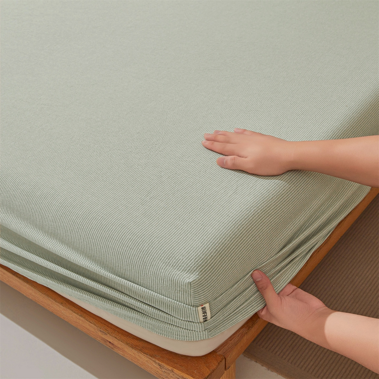 91家纺网 家纺一手货源 找家纺 优眠坊 2026新款全棉色织水洗纯色条格纯棉单层床笠床垫保护套 拾忆-条纹绿