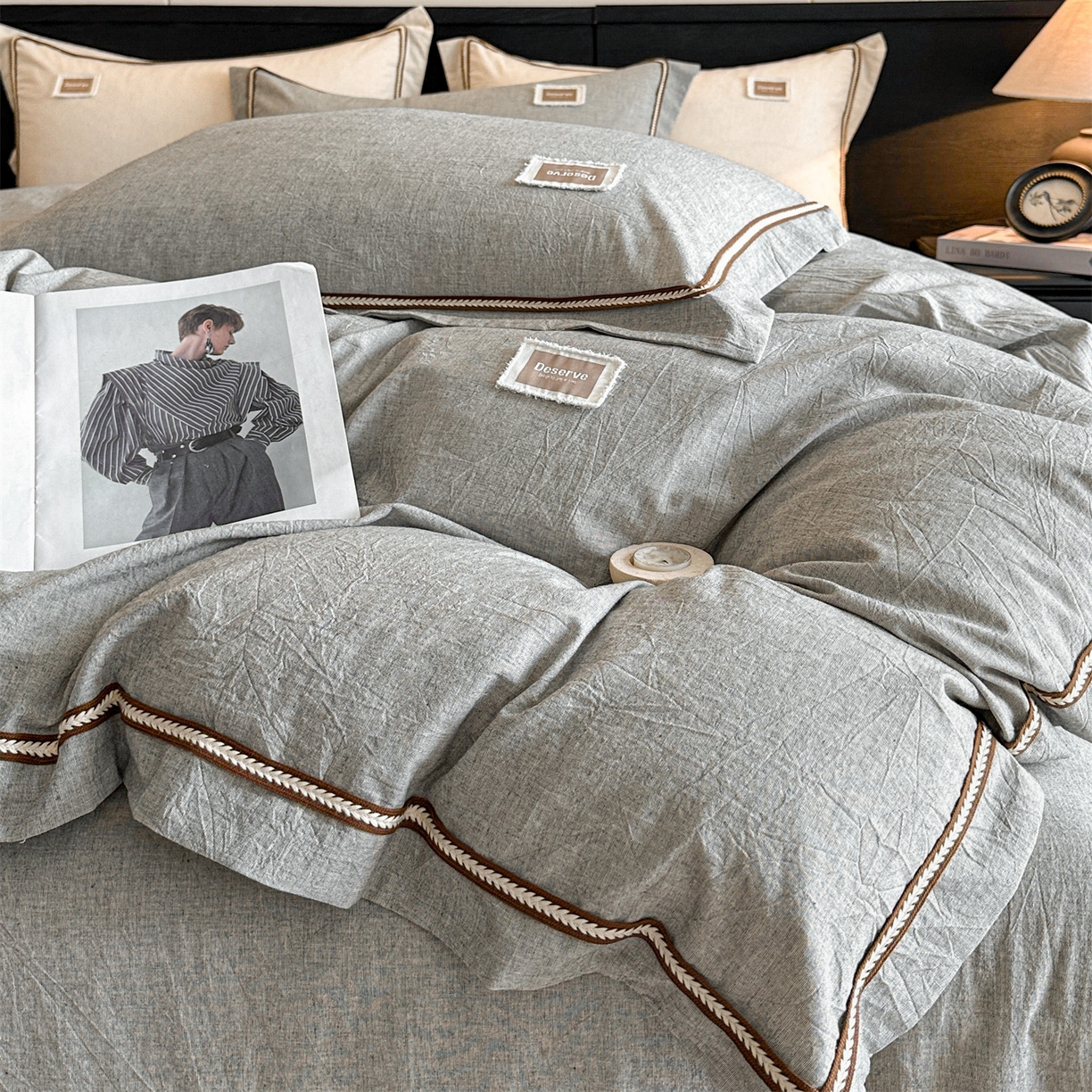 91家纺网 家纺一手货源 找家纺 笙意家纺 2025新款A类全棉棉麻织带款四件套 织带款-黑灰