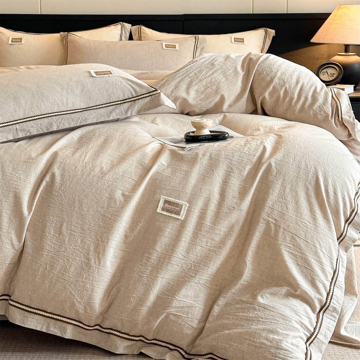 91家纺网 家纺一手货源 找家纺 笙意家纺 2025新款A类全棉棉麻织带款四件套 织带款-卡其