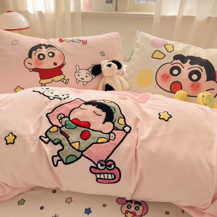 91家纺网 家纺一手货源 找家纺 （总）三元色 2025新款云朵棉毛巾绣小新系列四件套