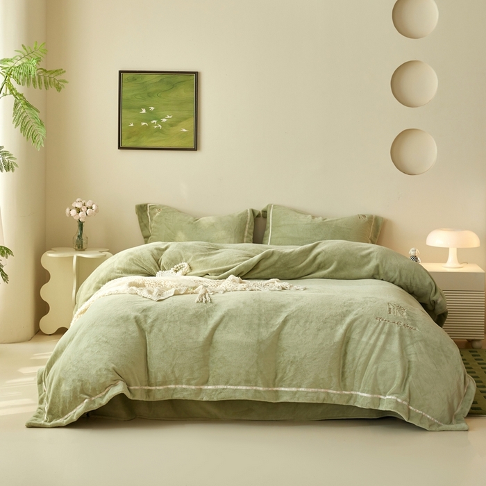 91家纺网 家纺一手货源 找家纺 佑先生 2025新款高克重加厚仿兔毛绒四件套 兔毛绒加厚四件套-苍霞绿