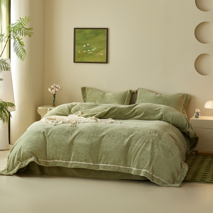 91家纺网 家纺一手货源 找家纺 佑先生 2025新款高克重加厚仿兔毛绒四件套 兔毛绒加厚四件套-苍霞绿