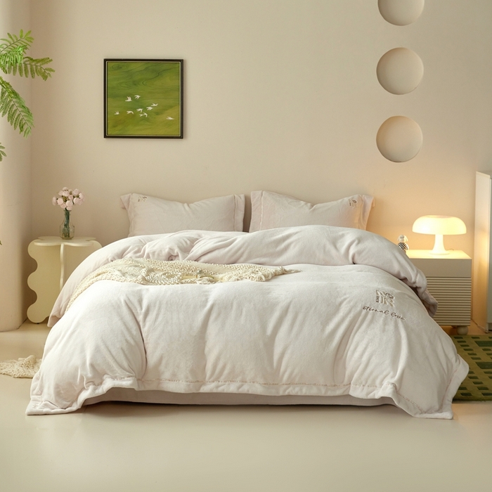 佑先生 2025新款高克重加厚仿兔毛绒四件套 兔毛绒加厚四件套-皎玉白