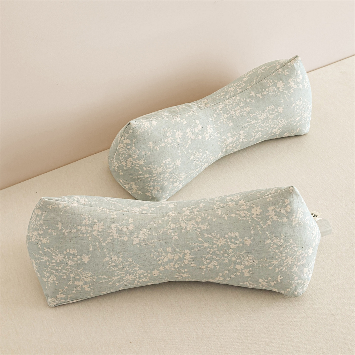 91家纺网 家纺一手货源 找家纺 麦肯锡 2025新款棉麻三角荞麦枕 半夏浅蓝