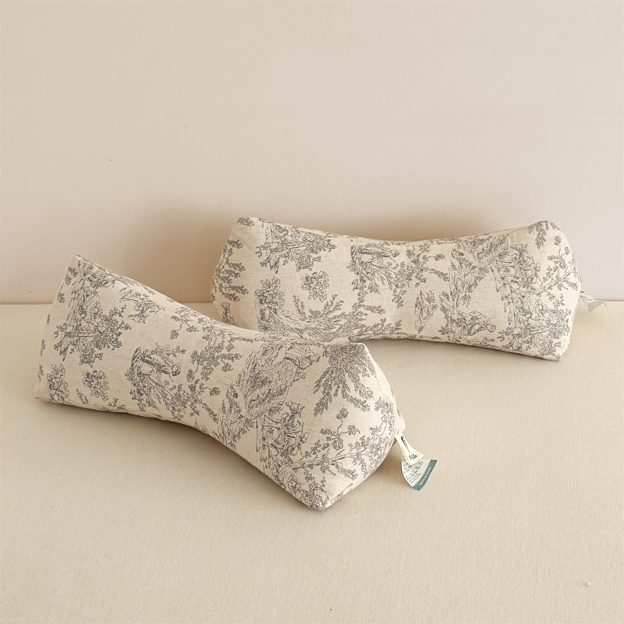 91家纺网 家纺一手货源 找家纺 麦肯锡 2025新款棉麻三角荞麦枕 梦想庄园灰