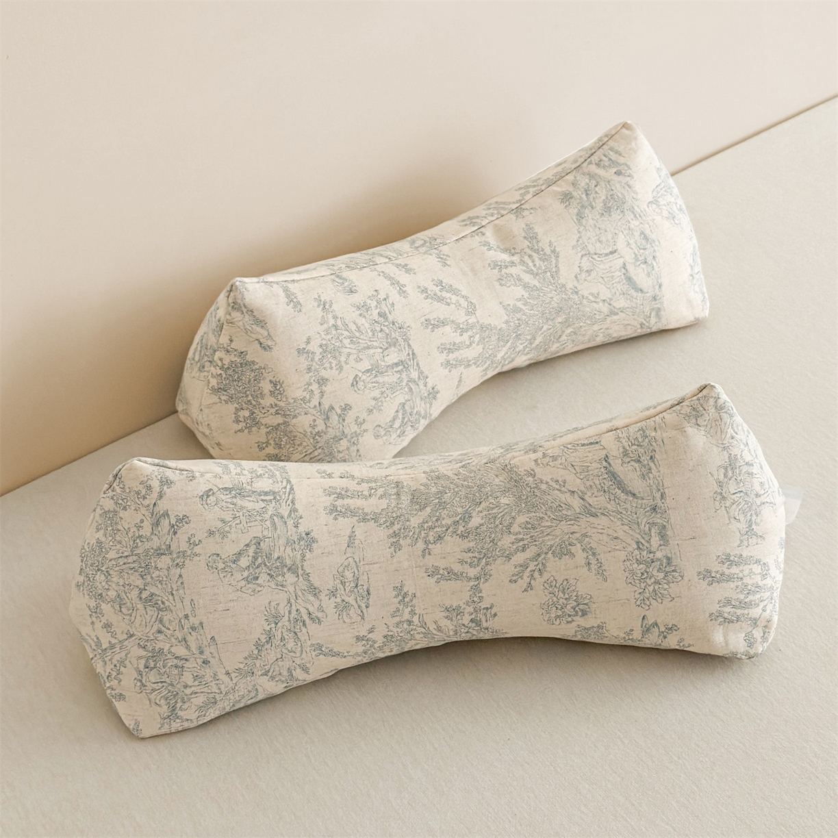 91家纺网 家纺一手货源 找家纺 麦肯锡 2025新款棉麻三角荞麦枕 梦想庄园蓝