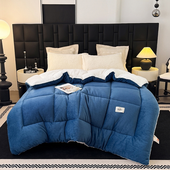 91家纺网 家纺一手货源 找家纺 天瑜家纺 2026新款180克牛奶绒羊羔绒冬被外贸被子电商跨境冬被被子被芯 蓝白