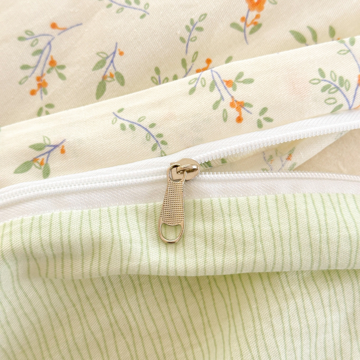 91家纺网 家纺一手货源 找家纺 清雅福 2025新款全棉柔软印花系列单被套 糖果影院