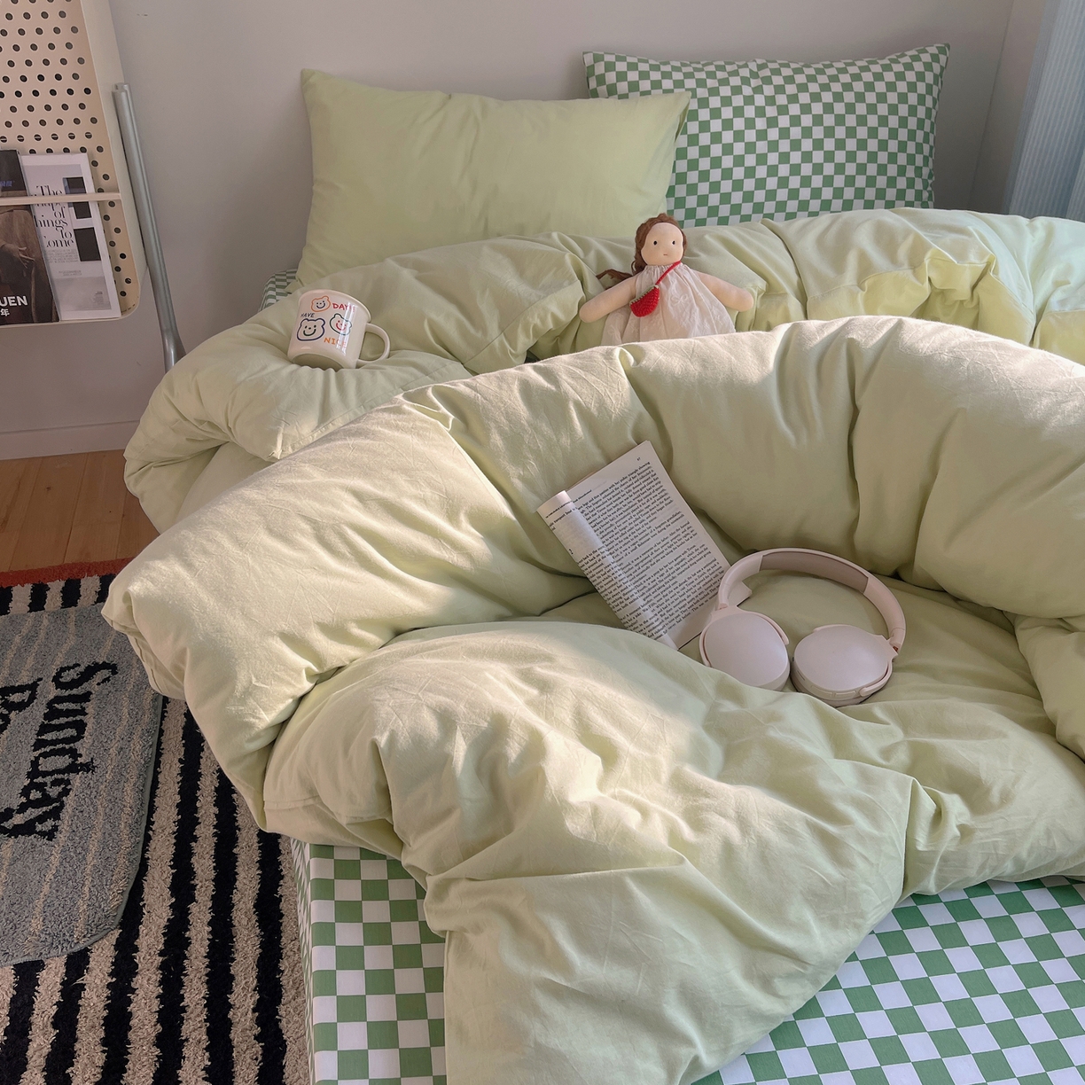 91家纺网 家纺一手货源 找家纺 三朵家纺 2026新款ins风全棉纯色双拼水洗棉四件套极简风系列 流光奶绿