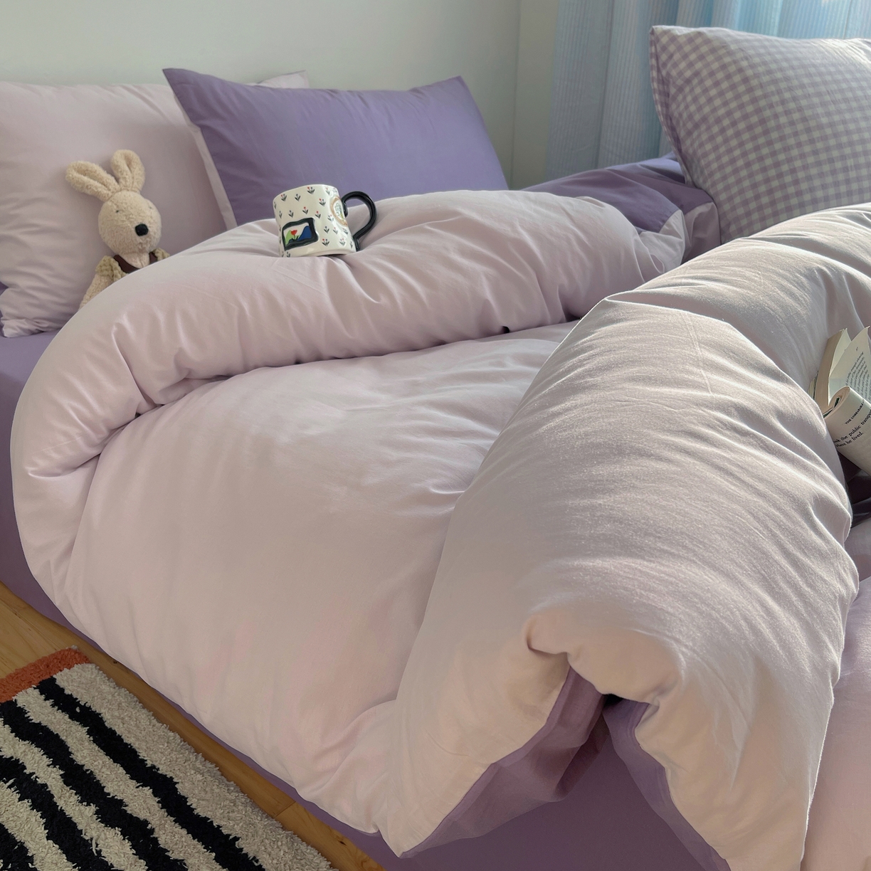 91家纺网 家纺一手货源 找家纺 三朵家纺 2026新款ins风全棉纯色双拼水洗棉四件套极简风系列 香芋奶昔