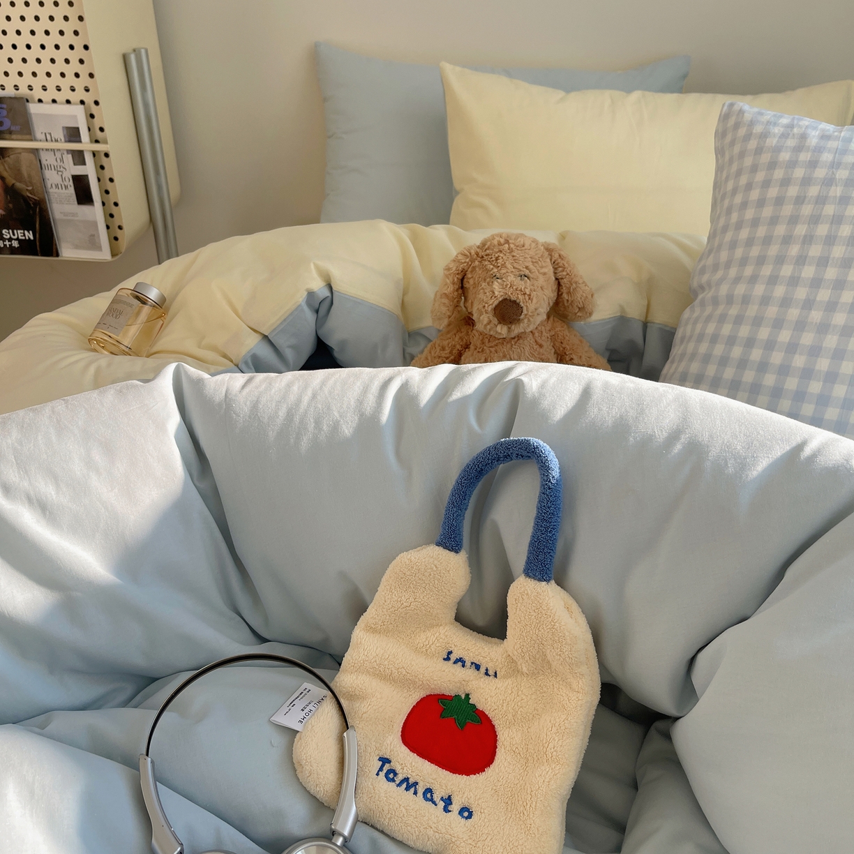 91家纺网 家纺一手货源 找家纺 三朵家纺 2026新款ins风全棉纯色双拼水洗棉四件套极简风系列 浅蓝芝士