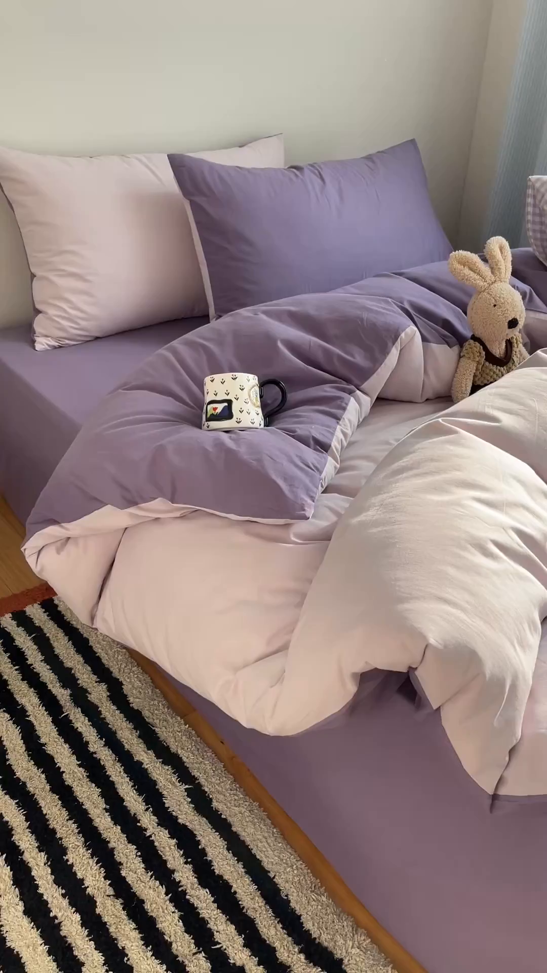 91家纺网 家纺一手货源 找家纺 三朵家纺 2026新款ins风全棉纯色双拼水洗棉四件套极简风系列 香芋奶昔