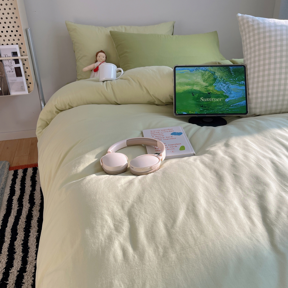 91家纺网 家纺一手货源 找家纺 三朵家纺 2026新款ins风全棉纯色双拼水洗棉四件套极简风系列 抹茶奶黄