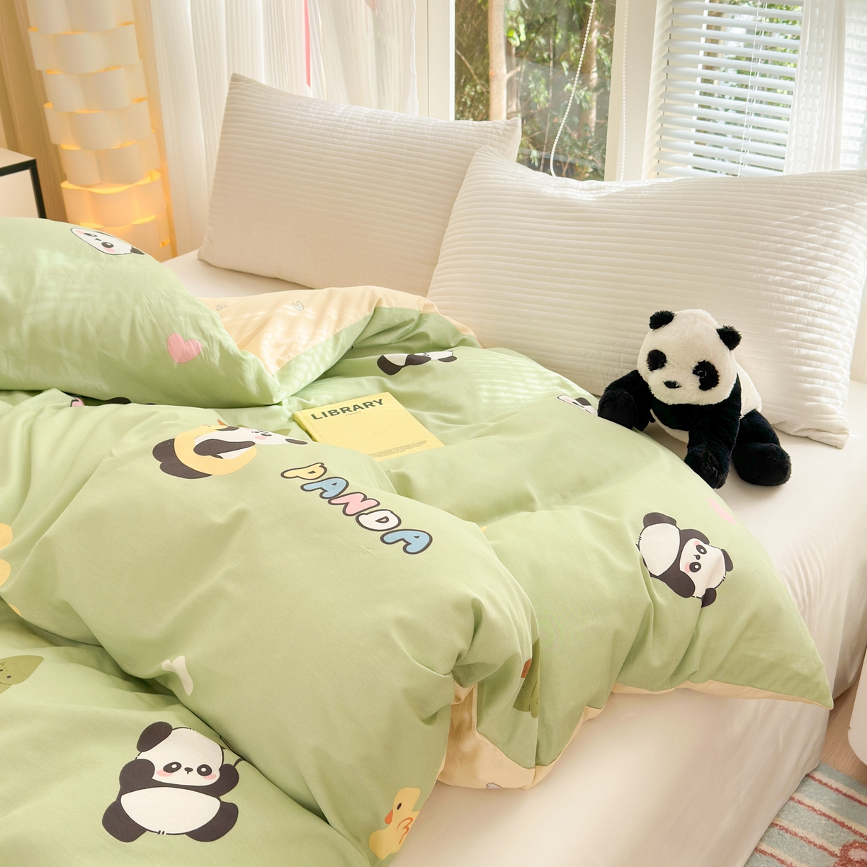 91家纺网 家纺一手货源 找家纺 清雅福 2025新款全棉柔软印花系列单被套 熊猫鸭鸭乐-绿