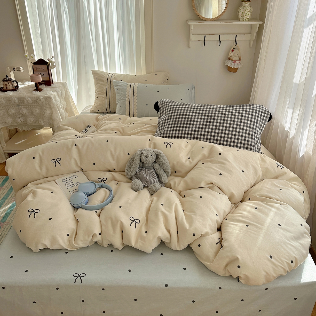 91家纺网 家纺一手货源 找家纺 三朵家纺 2026新款ins风全棉少女系花边印花系列四件套 梦回甜心-黄