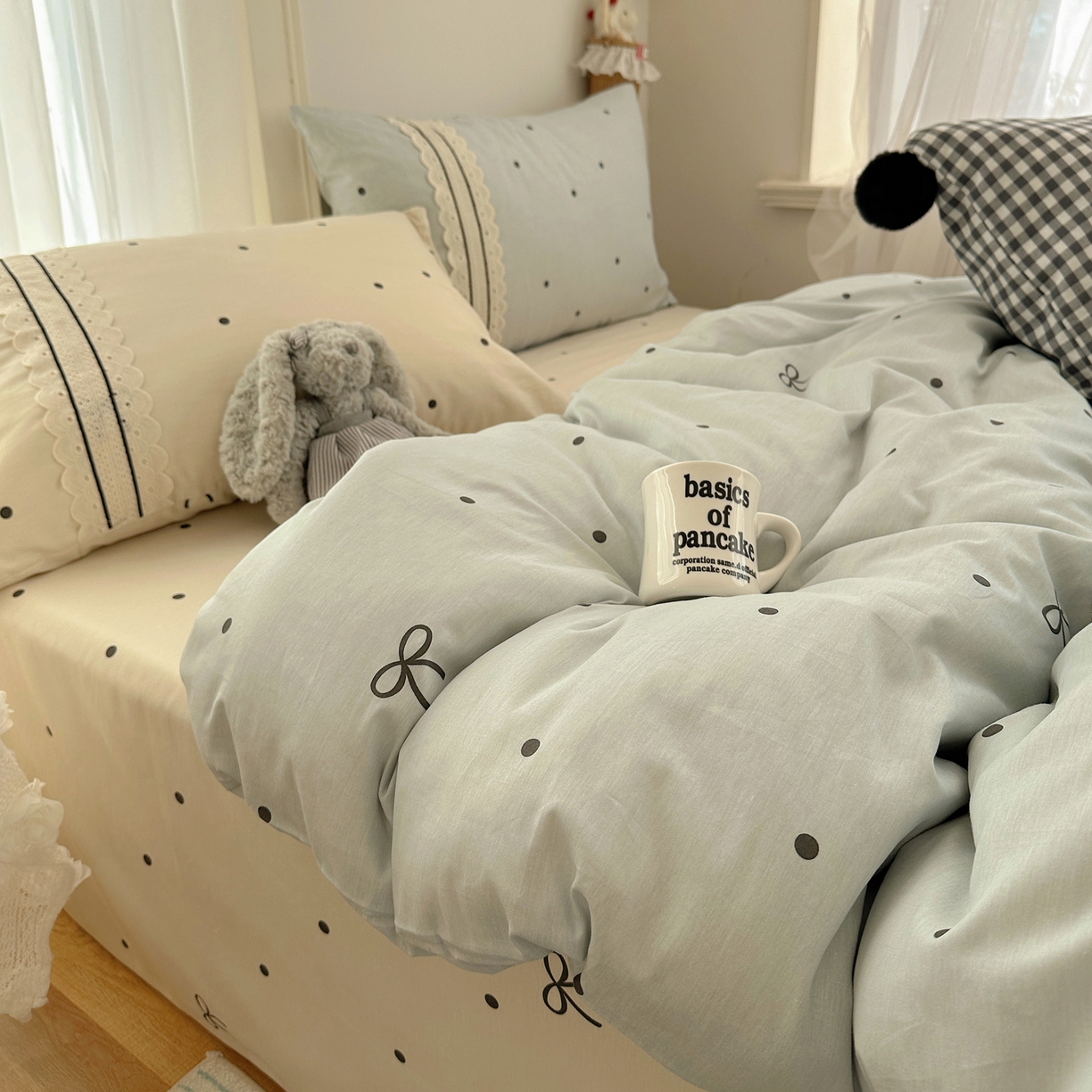 91家纺网 家纺一手货源 找家纺 三朵家纺 2026新款ins风全棉少女系花边印花系列四件套 梦回甜心-蓝