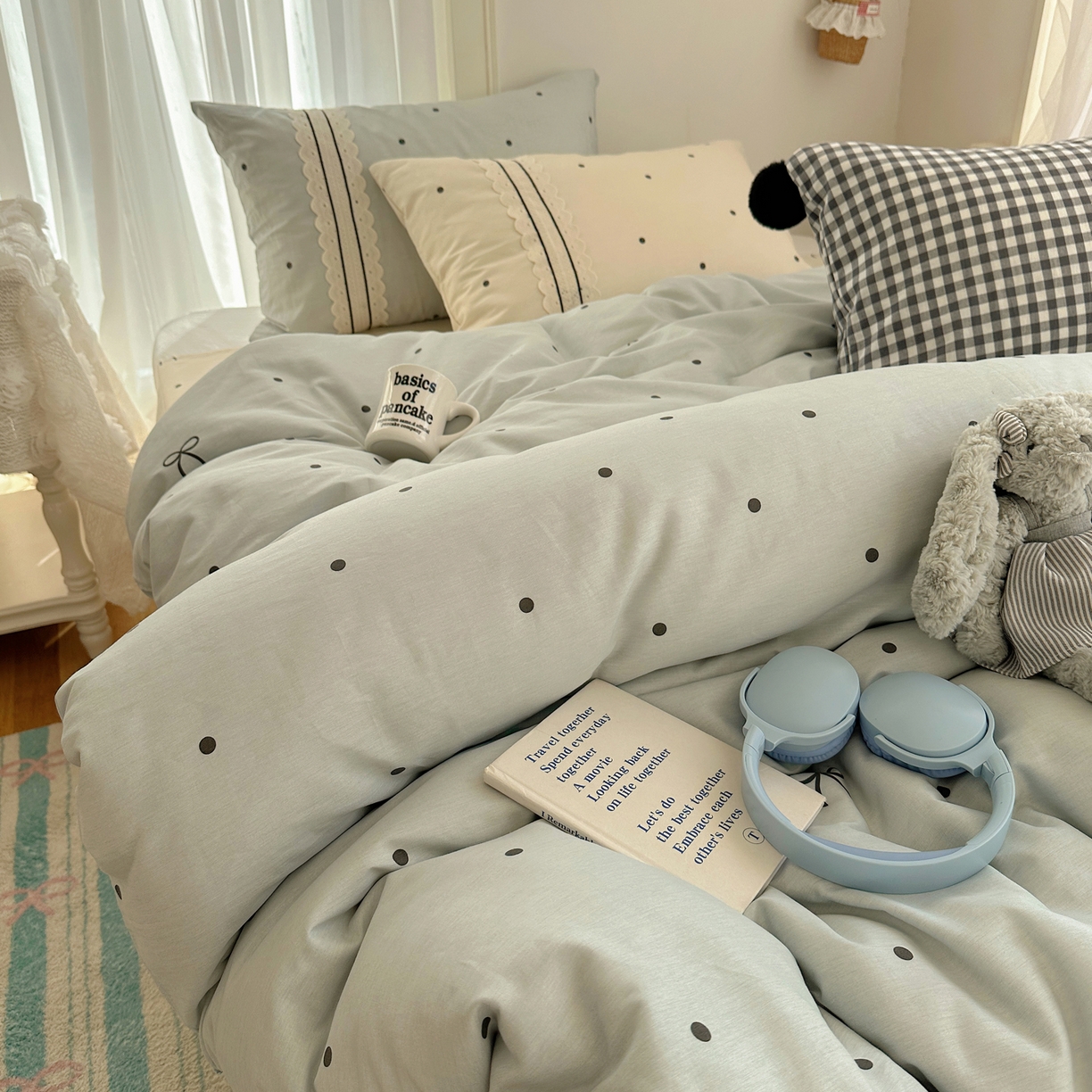 91家纺网 家纺一手货源 找家纺 三朵家纺 2026新款ins风全棉少女系花边印花系列四件套 梦回甜心-蓝