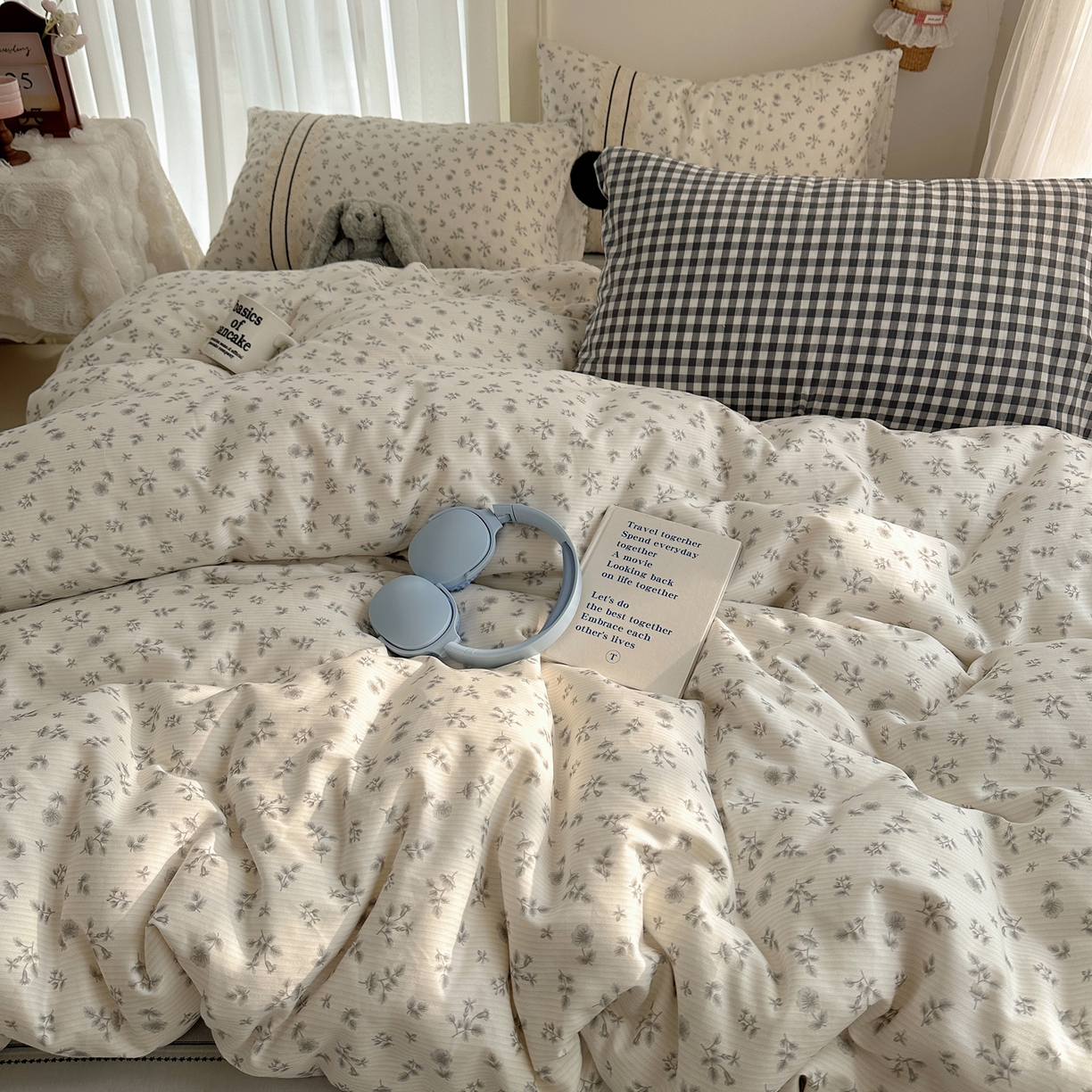 91家纺网 家纺一手货源 找家纺 （总）三朵家纺 2026新款ins风全棉少女系花边印花系列四件套