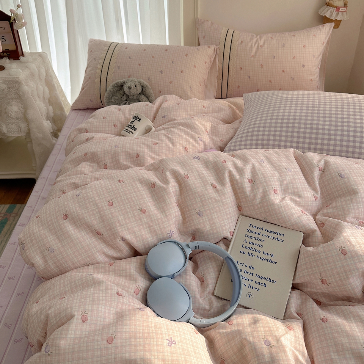 91家纺网 家纺一手货源 找家纺 三朵家纺 2026新款ins风全棉少女系花边印花系列四件套 玫瑰庄园