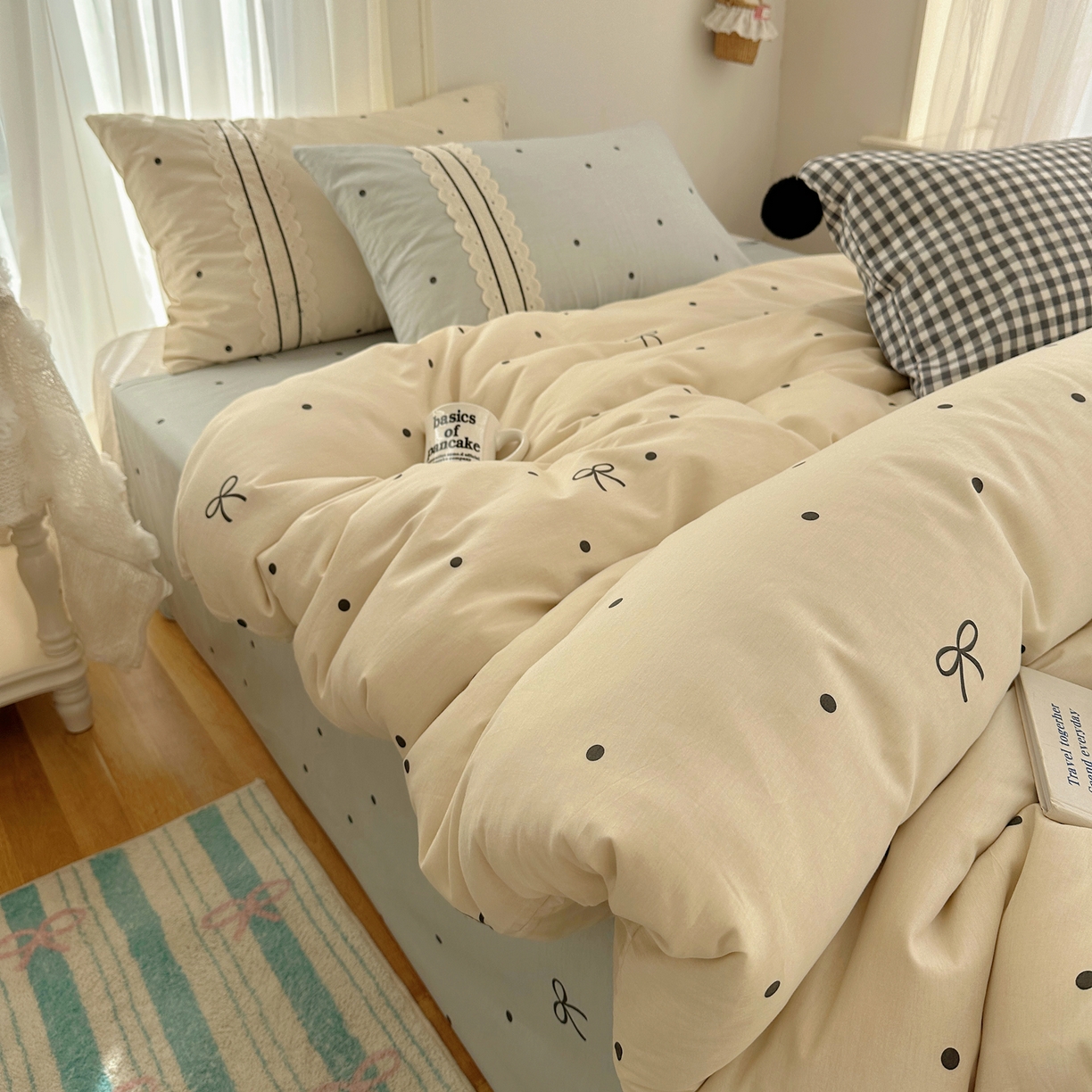 91家纺网 家纺一手货源 找家纺 三朵家纺 2026新款ins风全棉少女系花边印花系列四件套 梦回甜心-黄