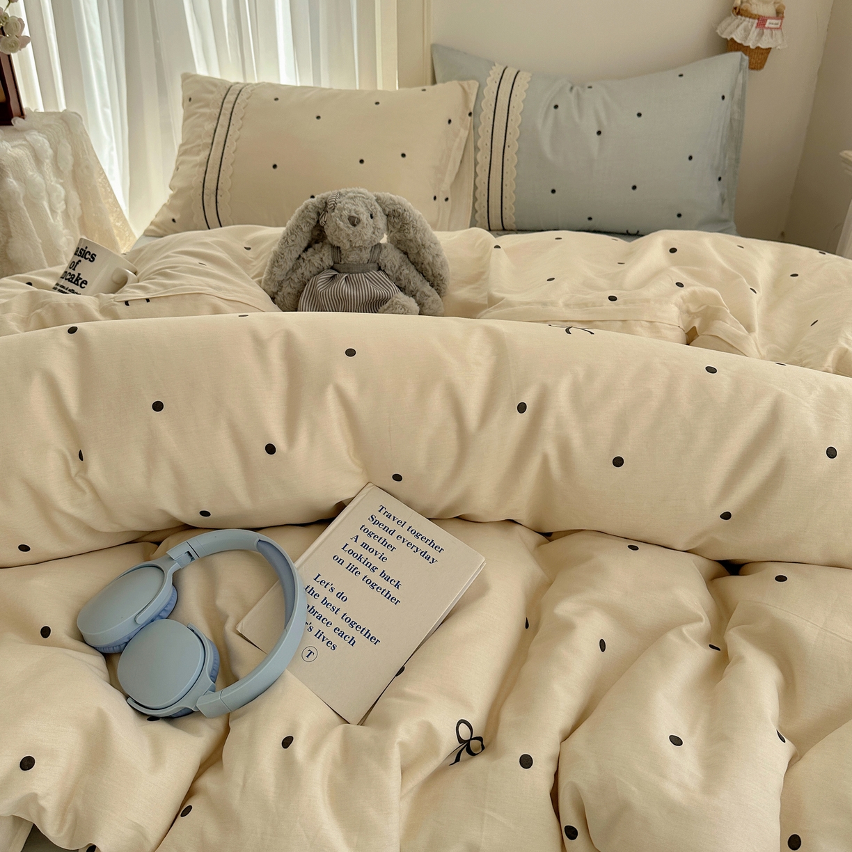 91家纺网 家纺一手货源 找家纺 三朵家纺 2026新款ins风全棉少女系花边印花系列四件套 梦回甜心-黄